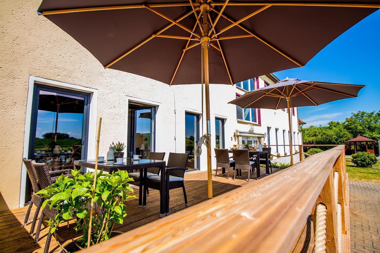 Pension Zum Riedensee Bastorf Экстерьер фото