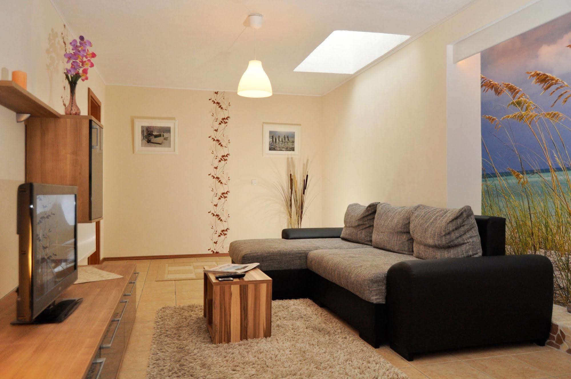 Pension Zum Riedensee Bastorf Экстерьер фото