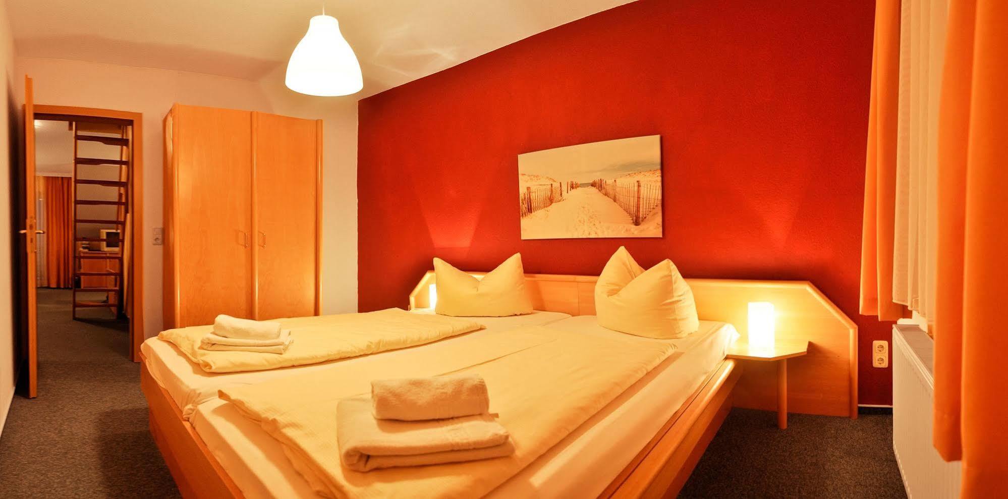 Pension Zum Riedensee Bastorf Экстерьер фото
