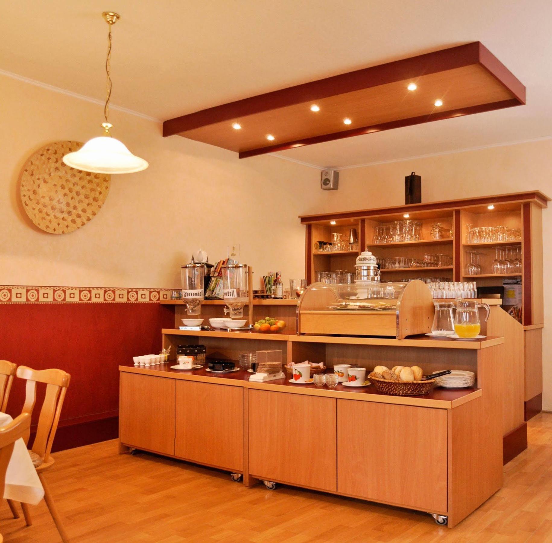 Pension Zum Riedensee Bastorf Экстерьер фото