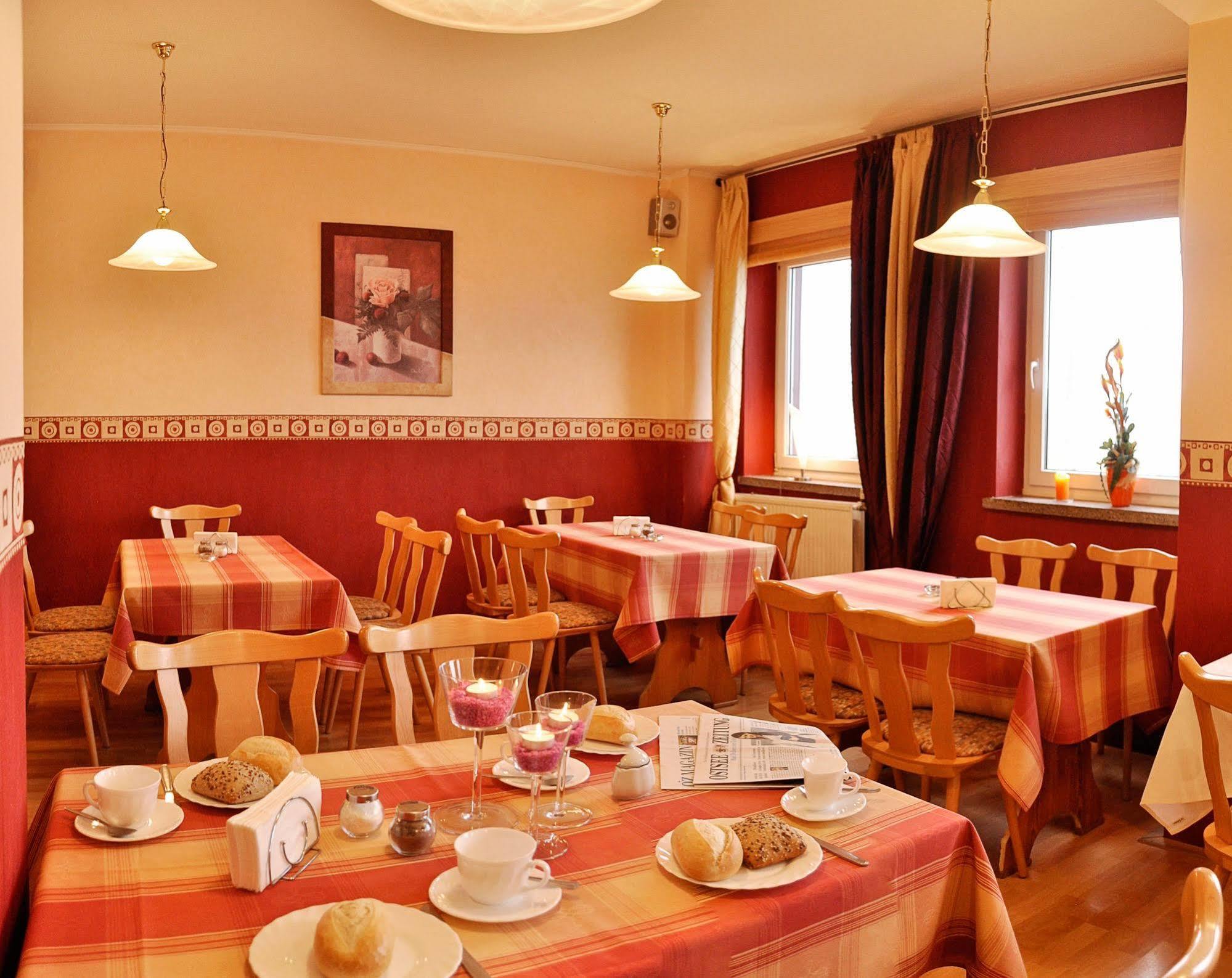 Pension Zum Riedensee Bastorf Экстерьер фото