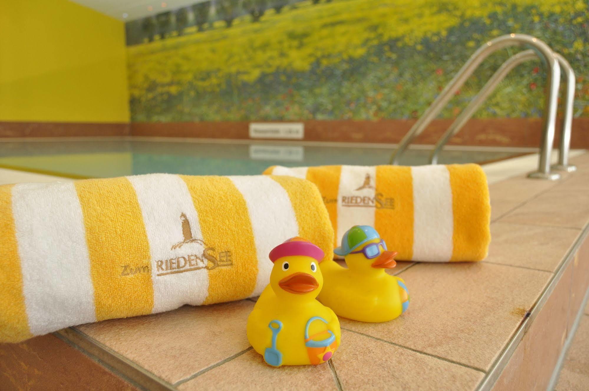 Pension Zum Riedensee Bastorf Экстерьер фото