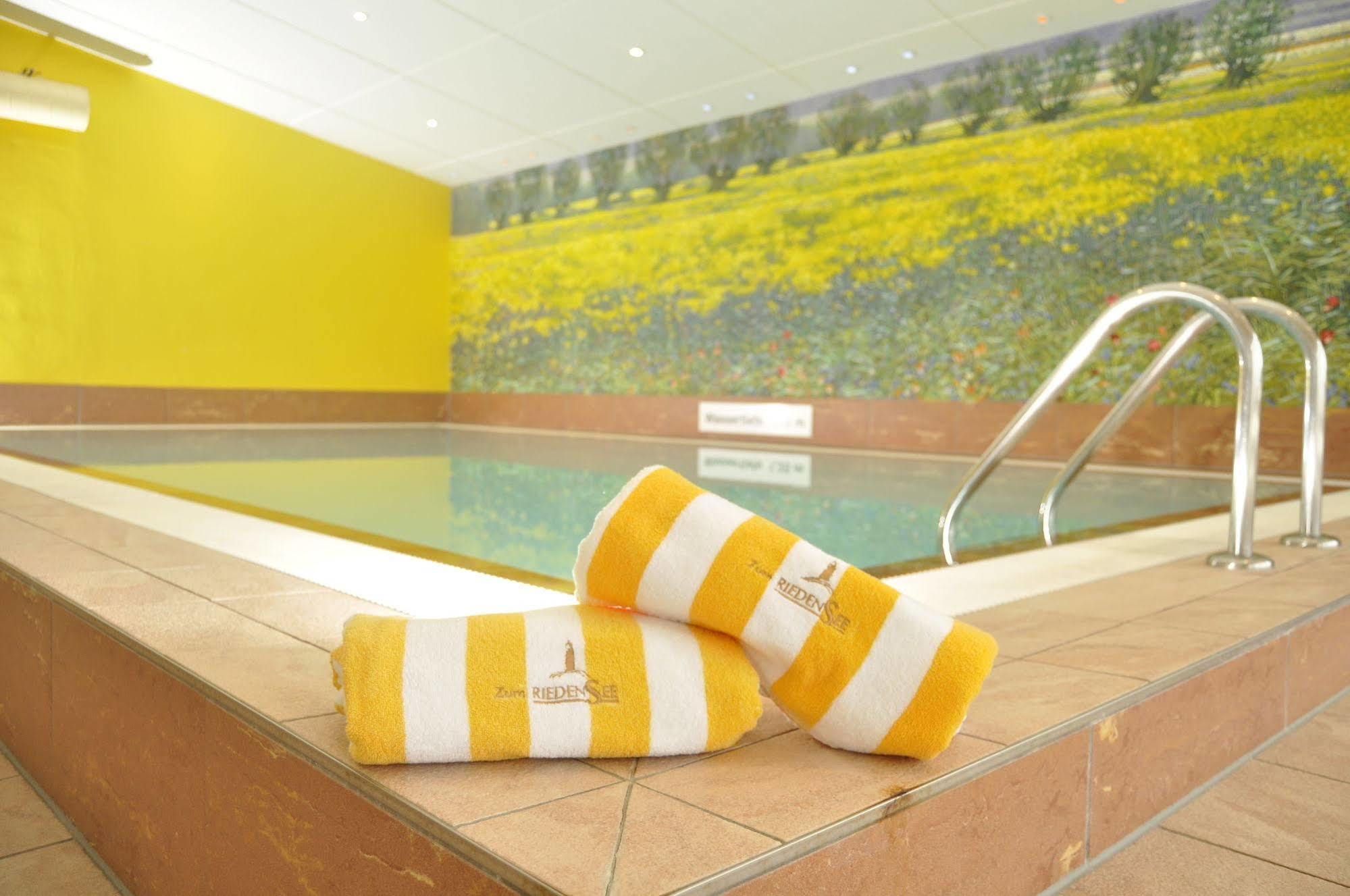 Pension Zum Riedensee Bastorf Экстерьер фото