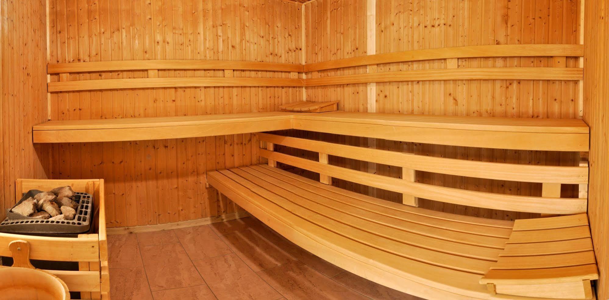 Pension Zum Riedensee Bastorf Экстерьер фото
